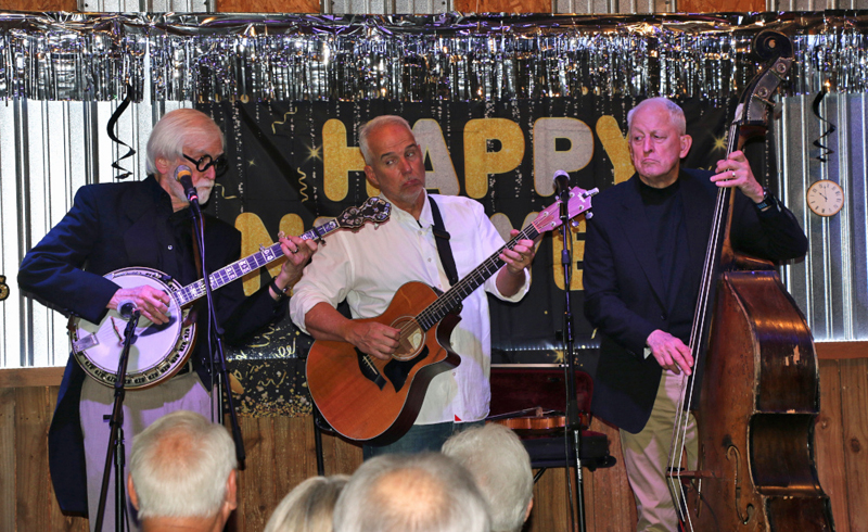 Three on a String and Sean Dietrich Present a Jerry-Atric New Year!