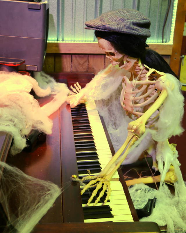 Ca$h Domino Killers Halloween Bash!